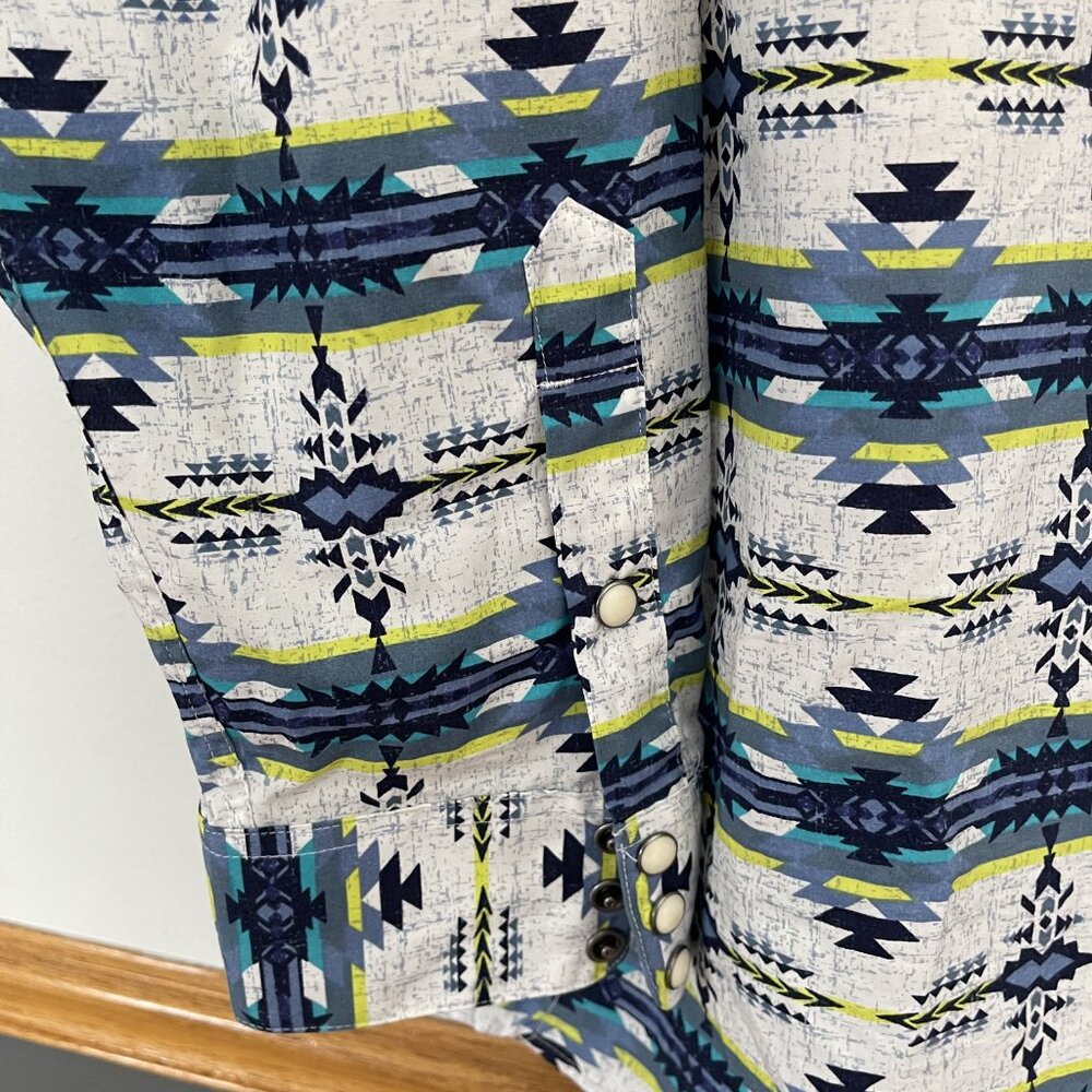 Ariat Shirt Mens XL White Blue Aztec Southwestern Pearl Snap Western Pockets - Picture 5 of 11